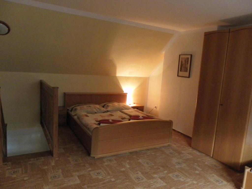 U Kralovny Dagmar Hotel Karlstejn Ruang foto